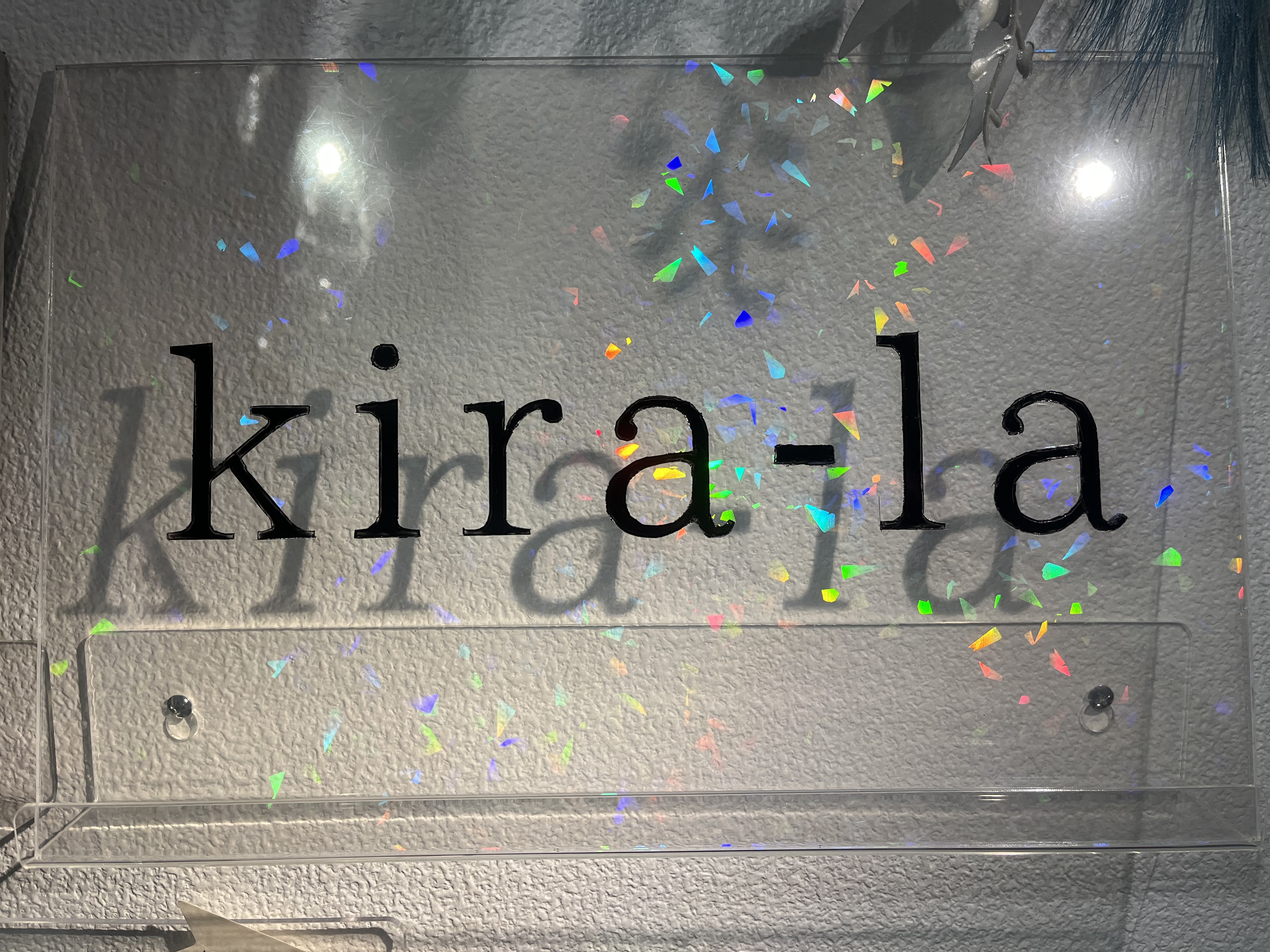 kira-la
