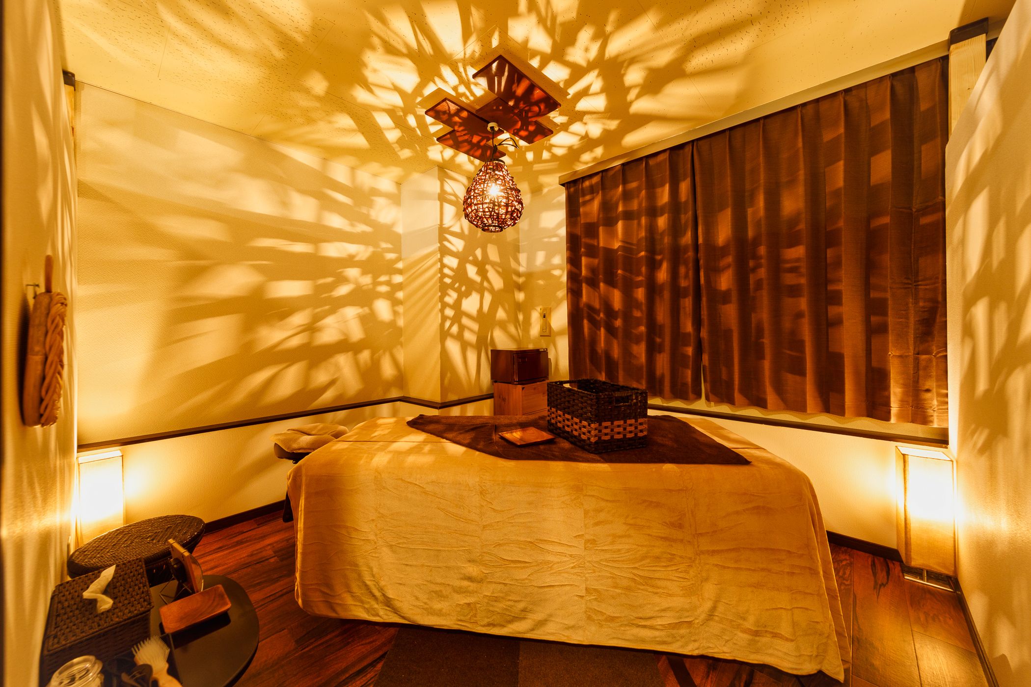 PLUS BODY SALON